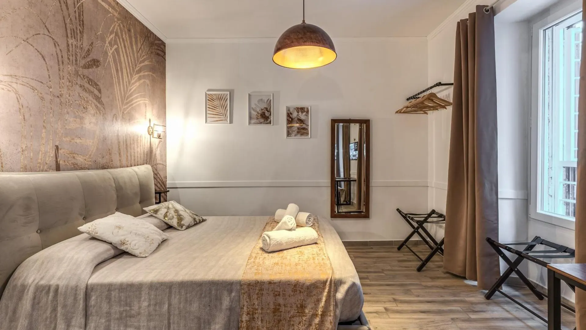 Kira Luxury Apartment With Terrace Rom 0*,  Italien