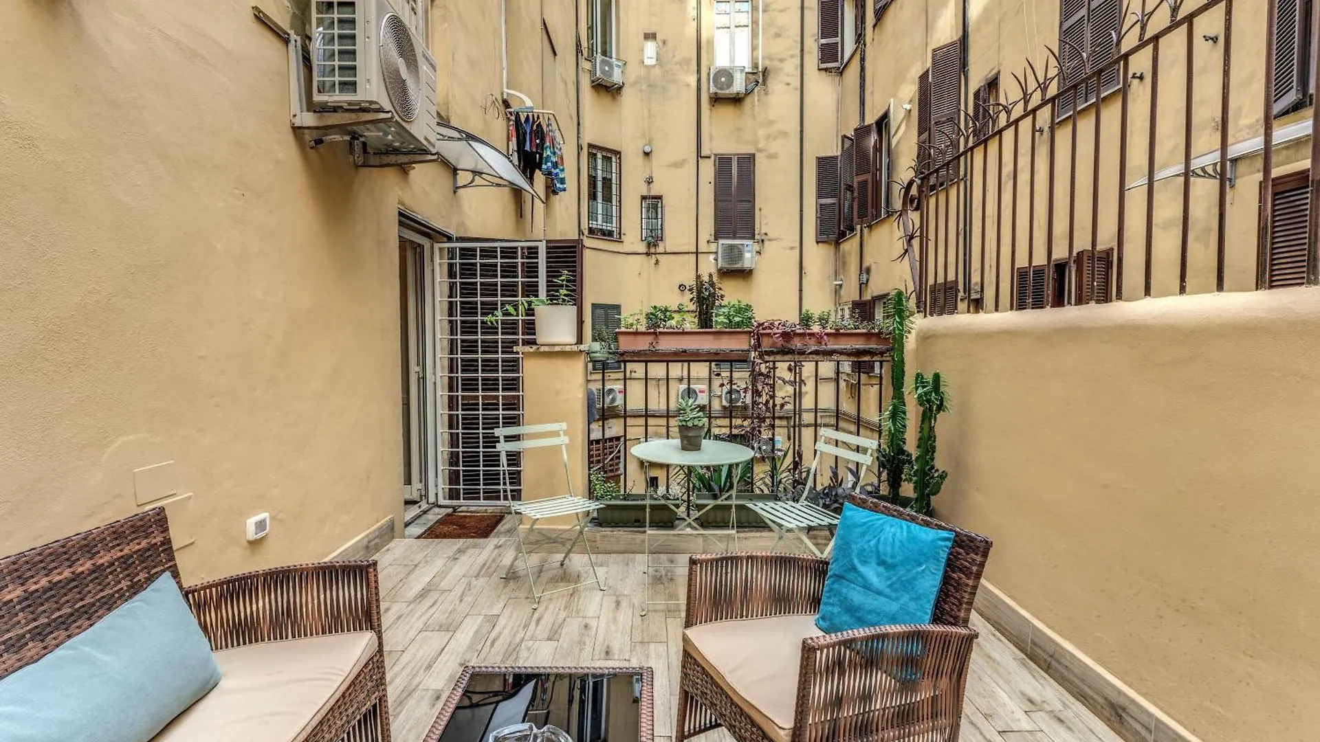 Kira Luxury Apartment With Terrace Rome