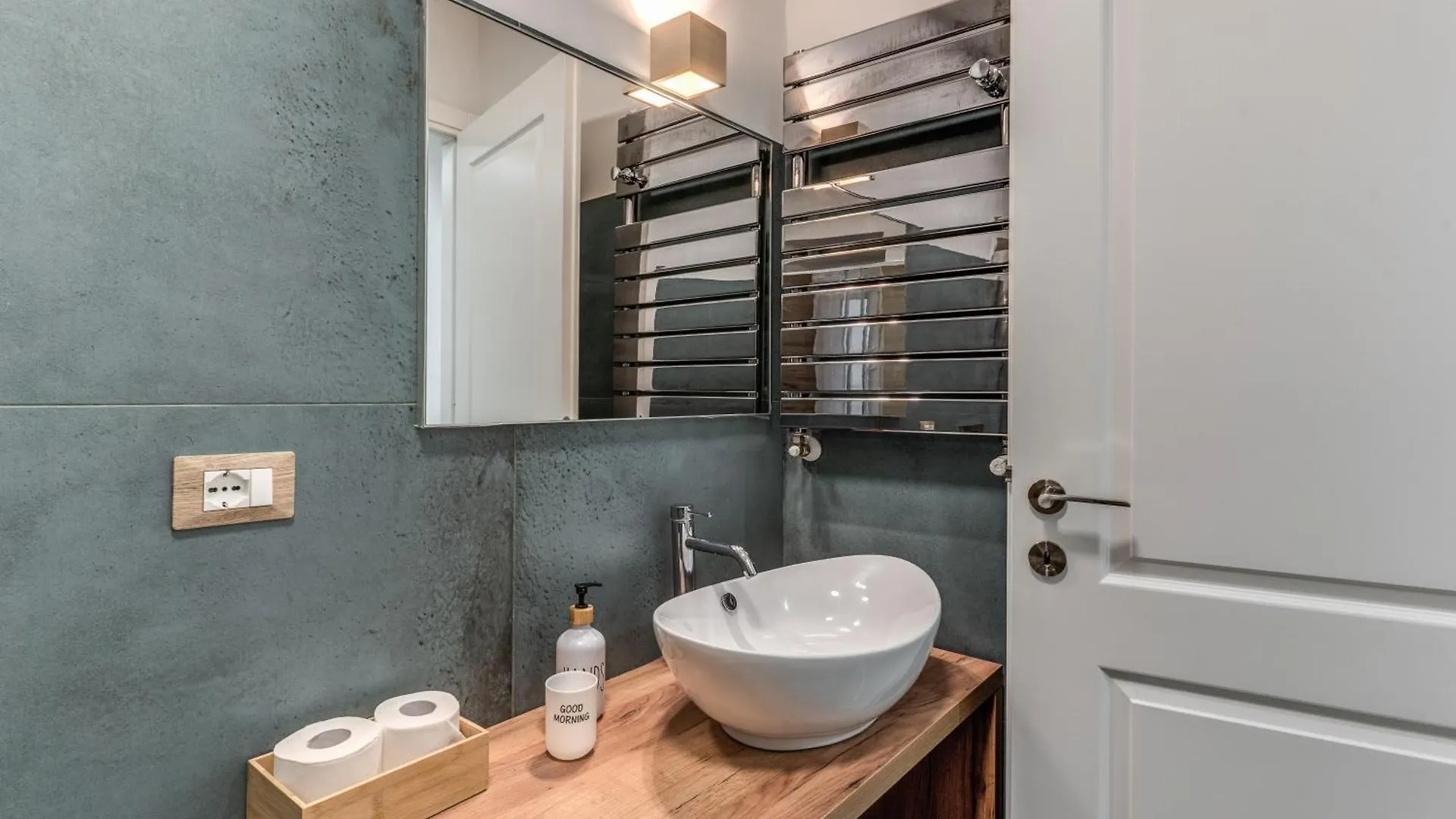 Kira Luxury Apartment With Terrace Rome