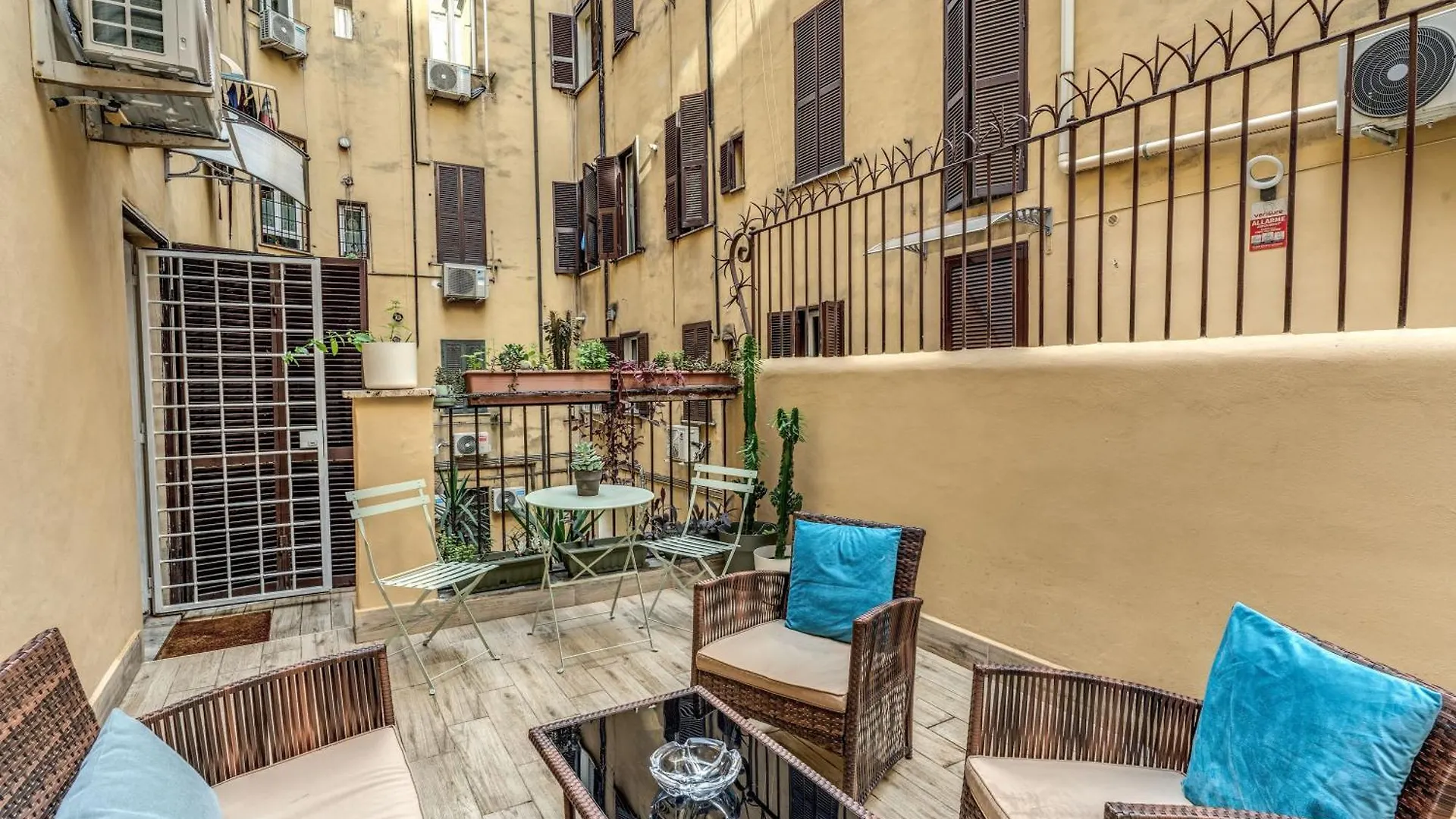 Kira Luxury Apartment With Terrace Rome